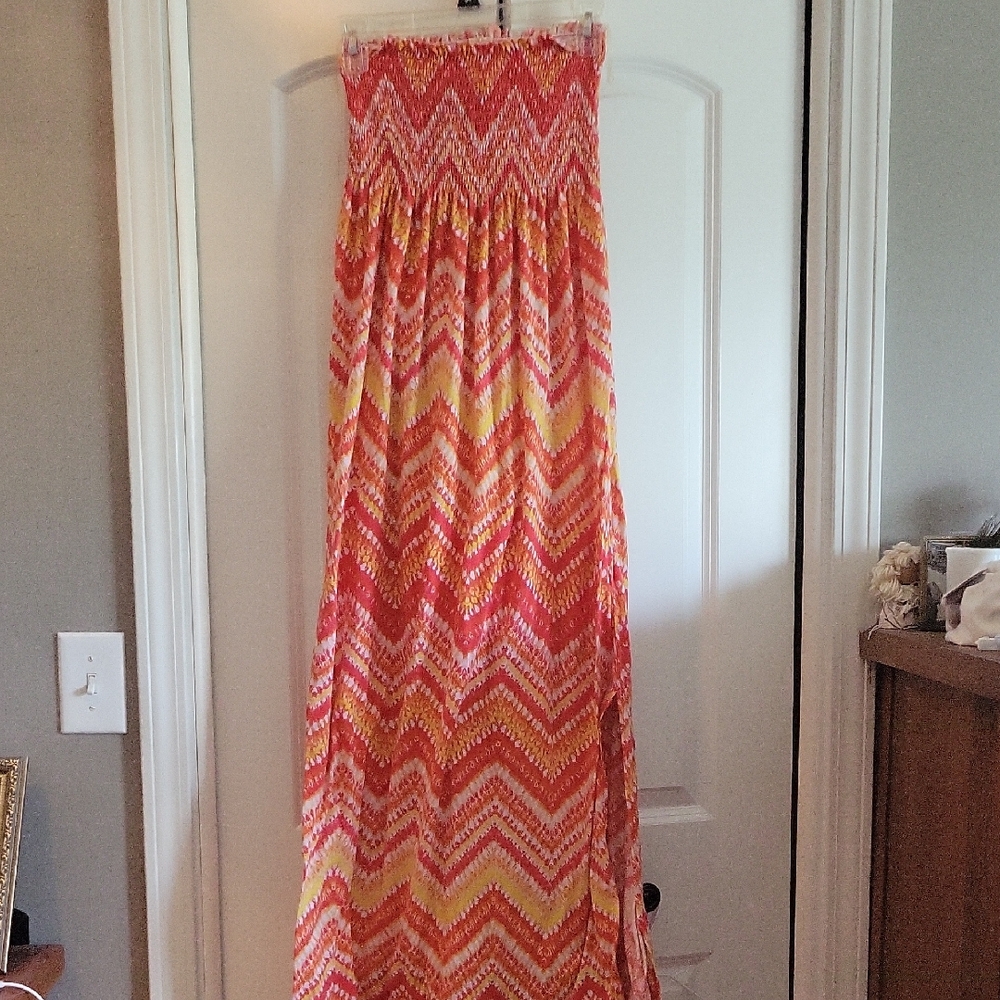 Chevron Patterned Maxi Skirt - Orange and Yellow